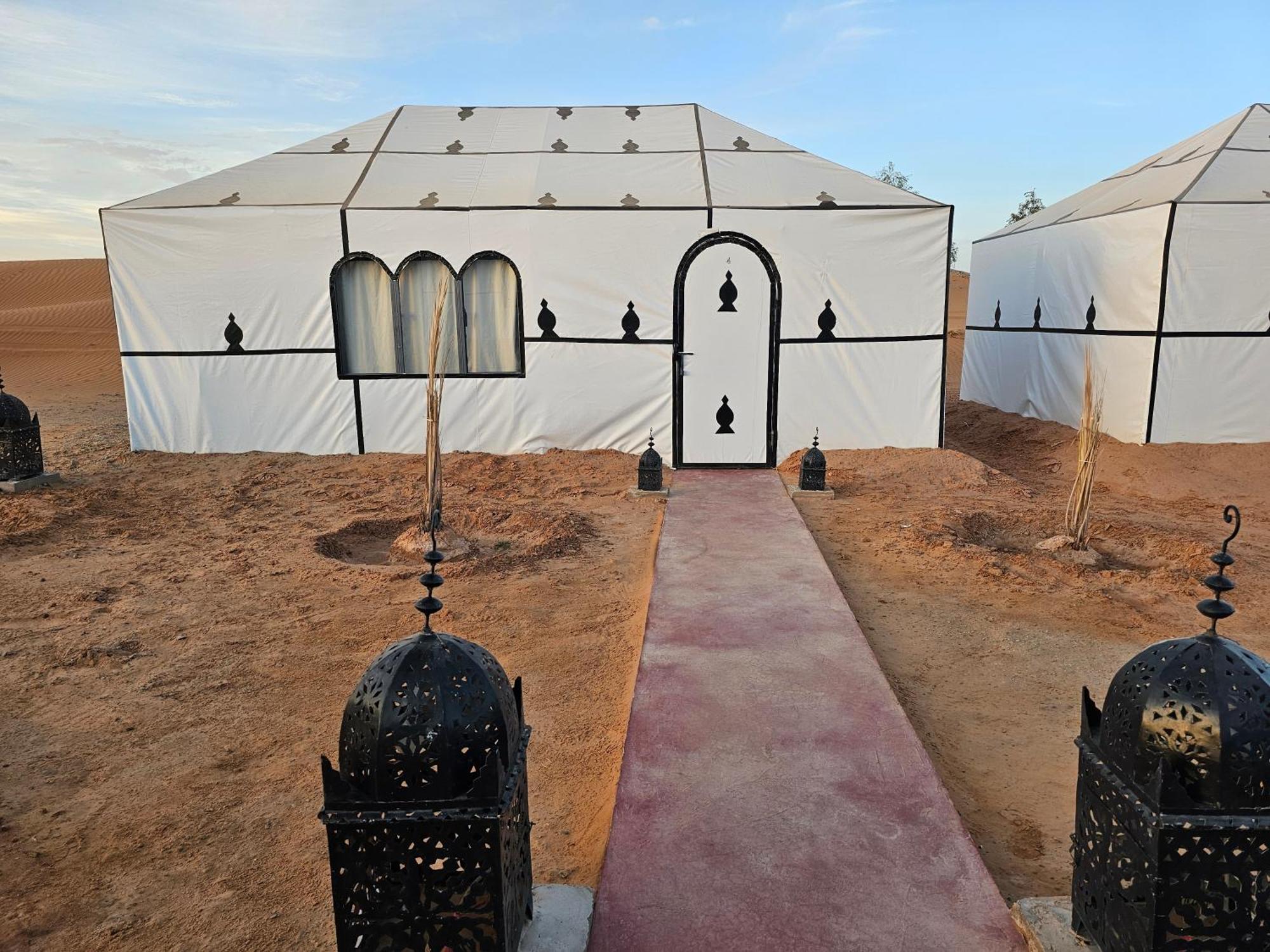 Najma Luxury Camp 호텔 메르주가 외부 사진